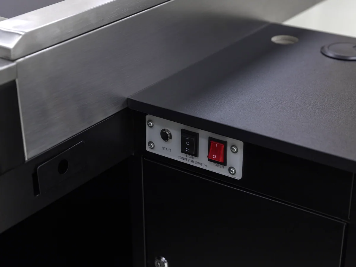 Close-up of the open steel frame leg under the counter top