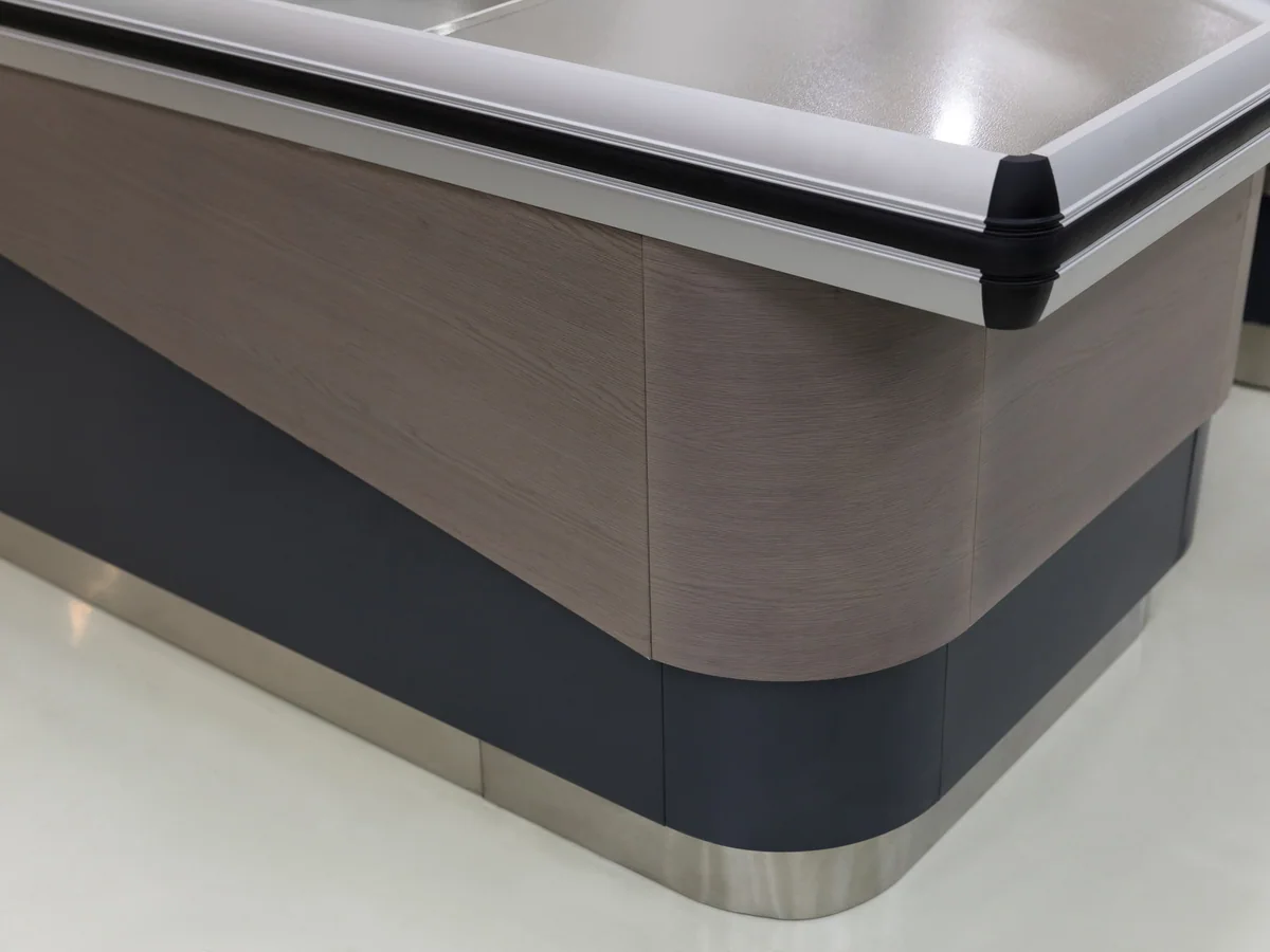 Close-up of the plinth running along the base of the counter block