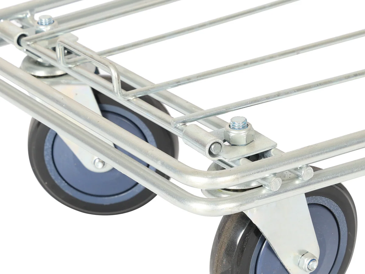 Close-up of the deep welded wire basket