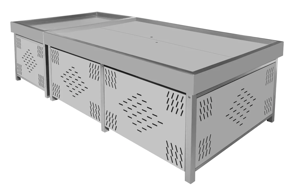 Long stainless steel supermarket ice fresh stand with three louvred base sections and an unbroken ice bed