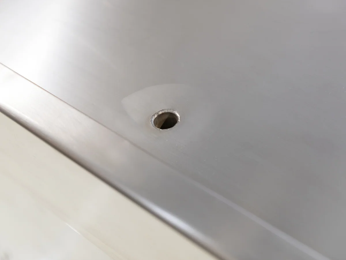 Close-up of the drain point in the ice bed