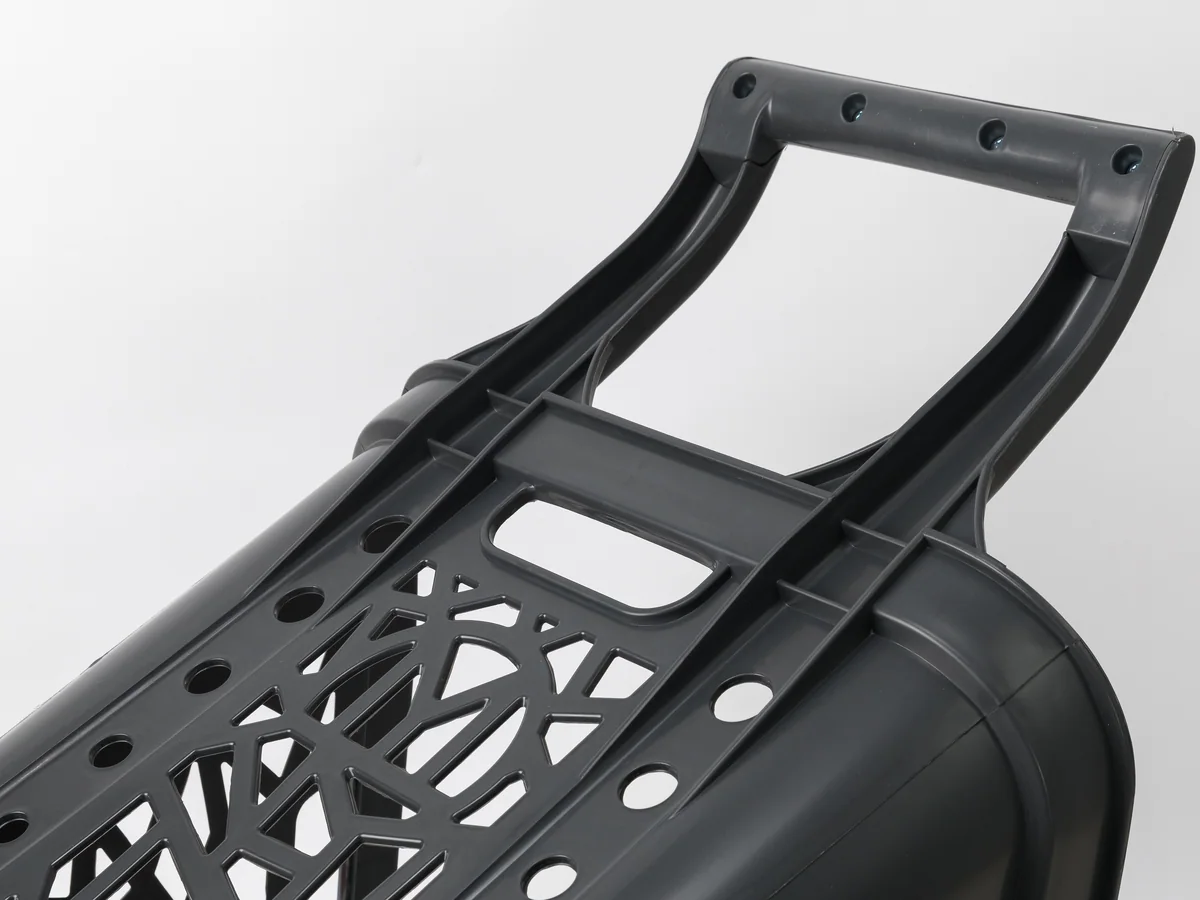 Close-up of the wheel position relative to the narrow base