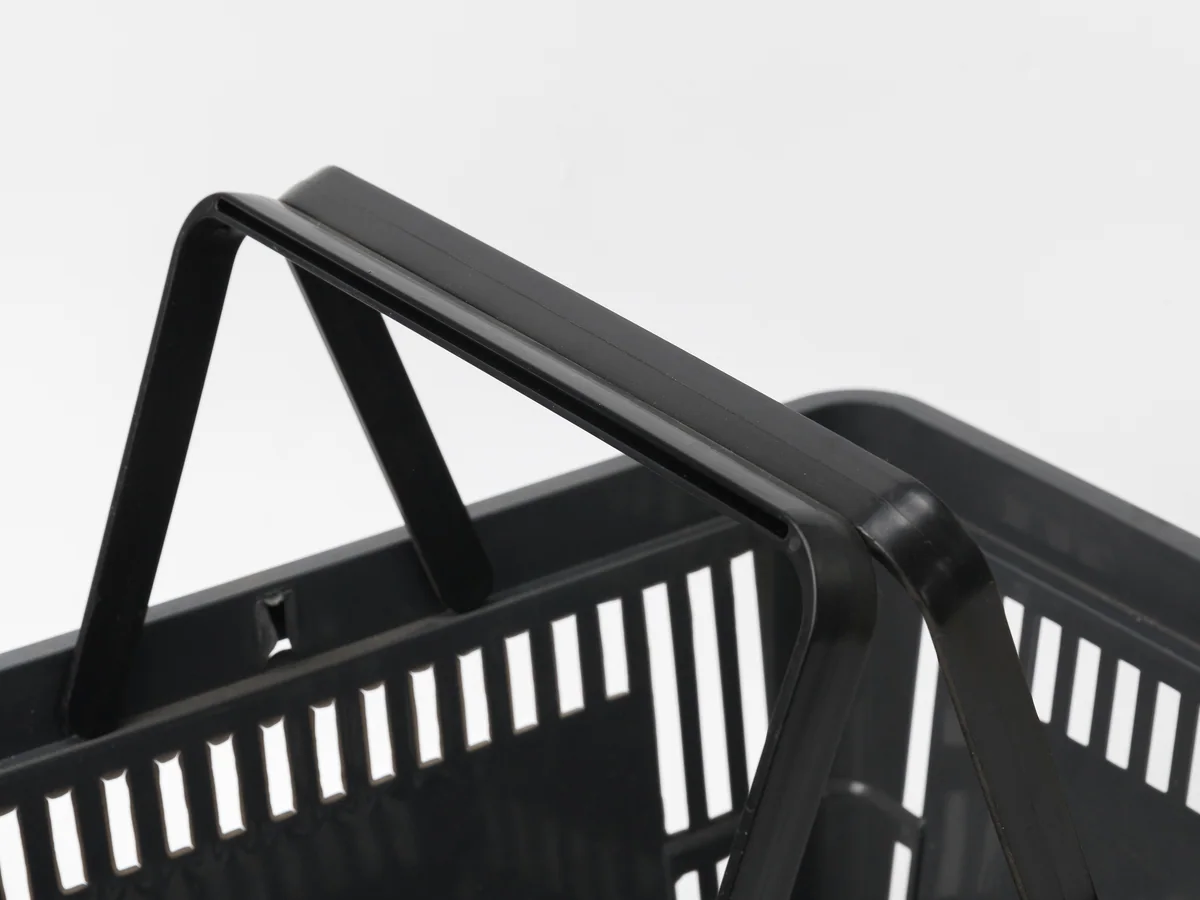 Close-up of the black moulded body surface